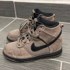 Nike Dunk Dark Mushroom PS
